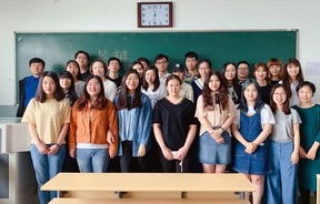 电子商务专业的毕业生